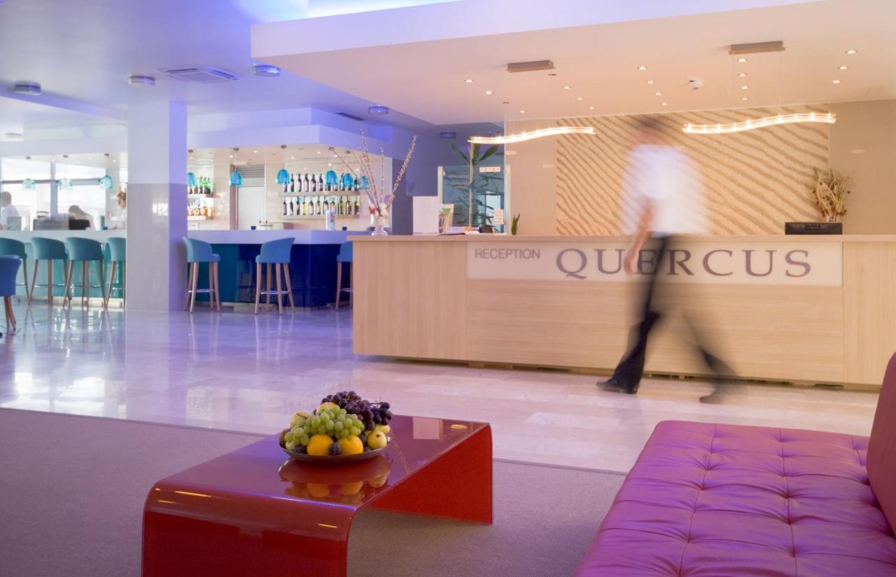 Hotel Quercus Дрвеник Экстерьер фото
