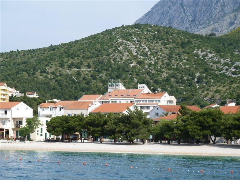 Hotel Quercus Дрвеник Экстерьер фото